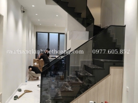 MẪU CẦU THANG ỐC KÍNH LIÊN KẾT HÔNG