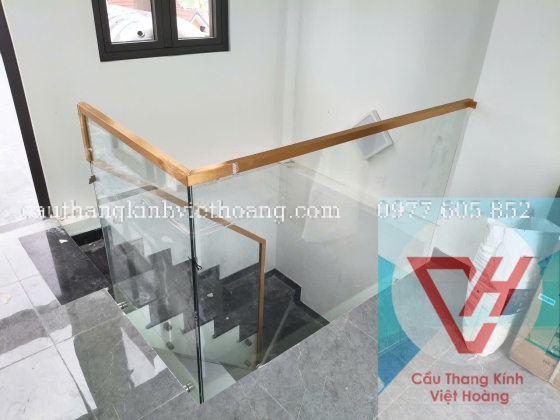 LAN CAN KÍNH CƯỜNG LỰC TAY VỊN GỖ