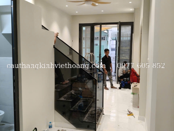 MẪU CẦU THANG ỐC KÍNH LIÊN KẾT HÔNG